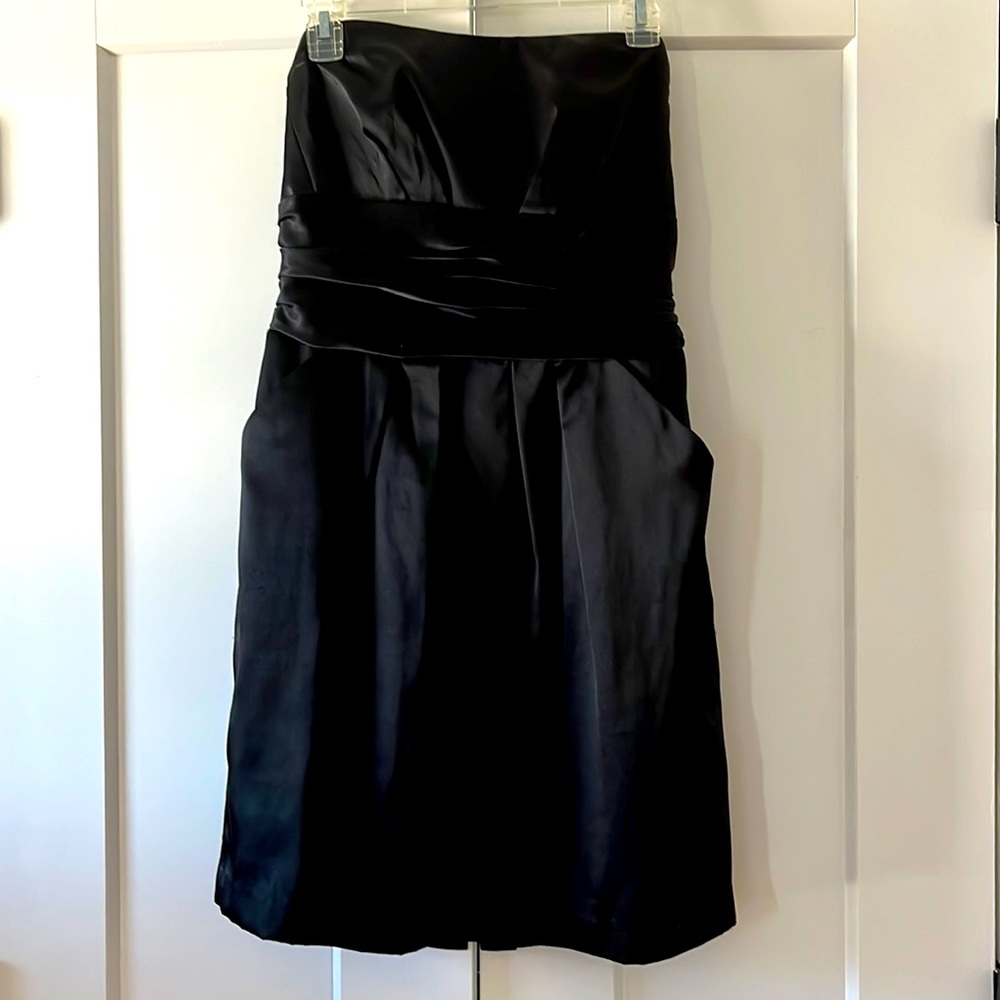 Black strapless dress